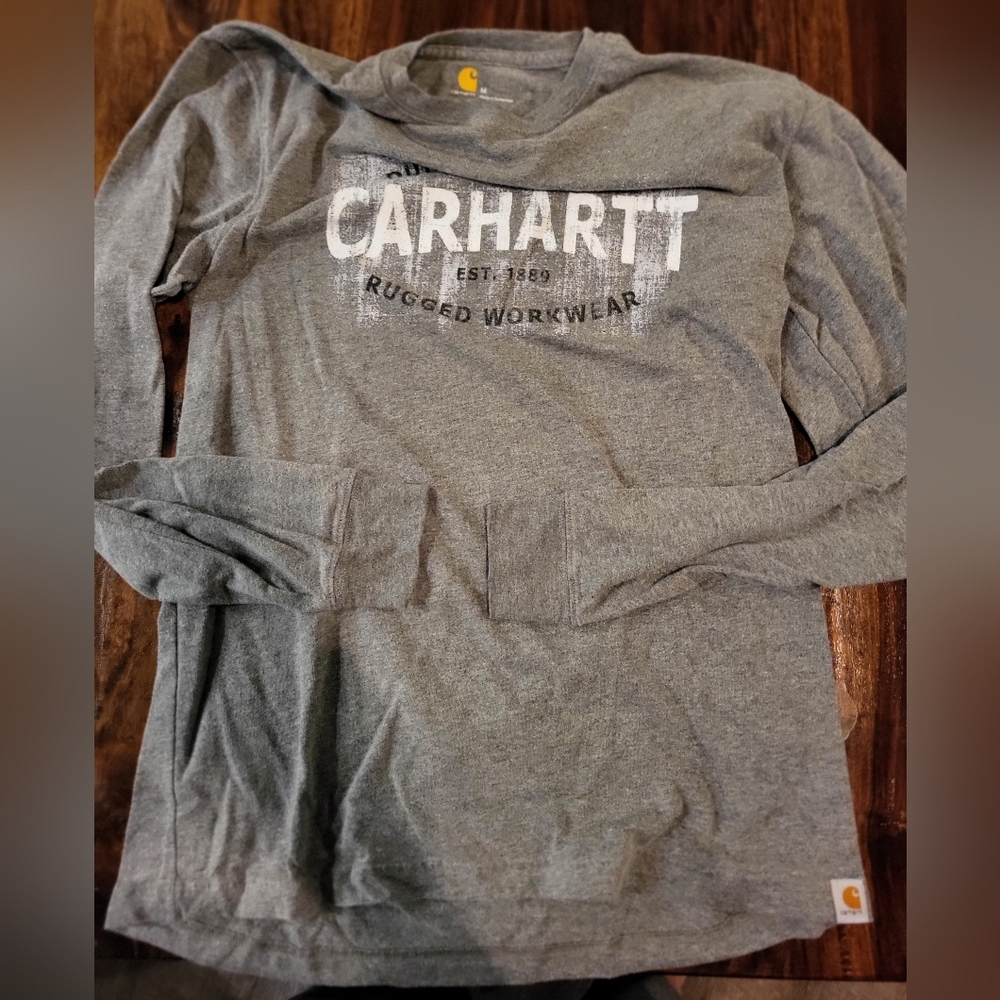 BUNDLE OF 2 CARHARTT Shirts Long sleeve. Gray W/graphic and Maroon Sz L and M